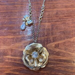 Vintage Betsey Johnson Gold 3D Rose Flower Necklace